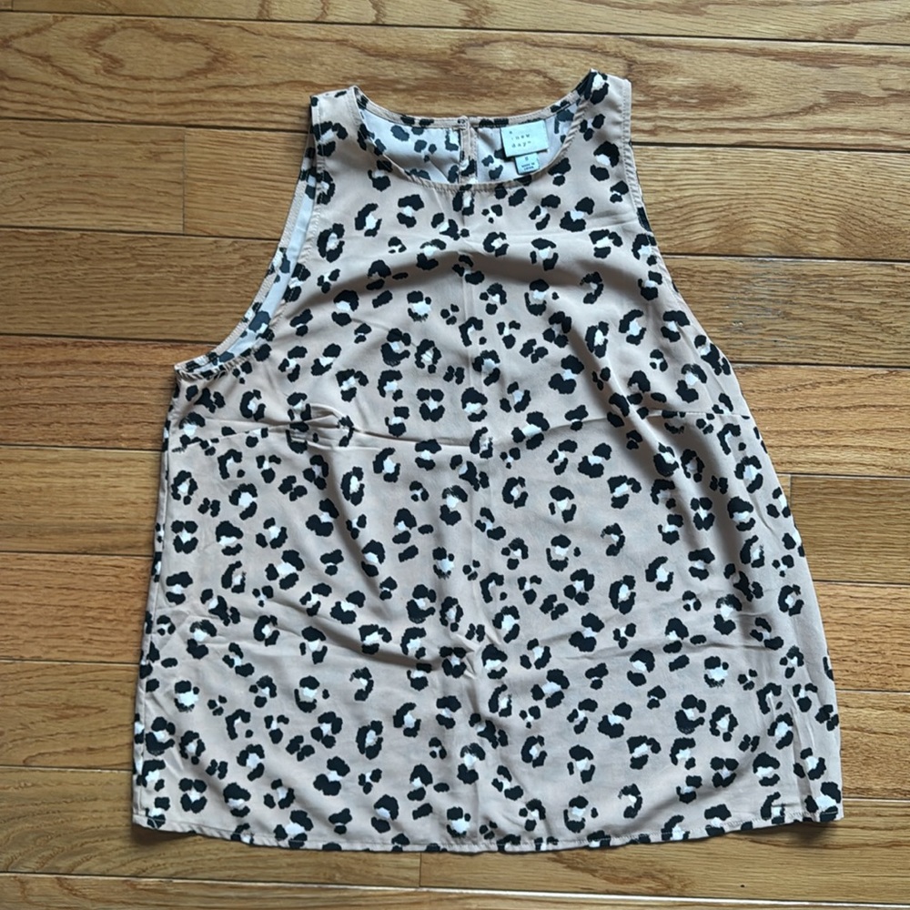 Tank Top - Picture 3 of 6